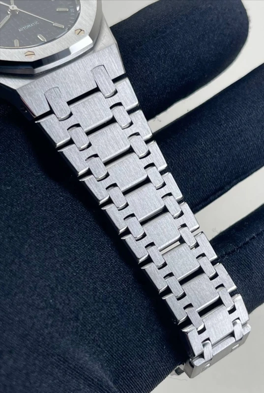 Audemars Piguet Automatic 3 Hands Date 14790ST.OO.0789ST.09 7