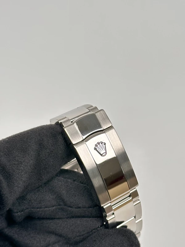 Rolex 36mm Steel and White Gold 116200 FIX 7