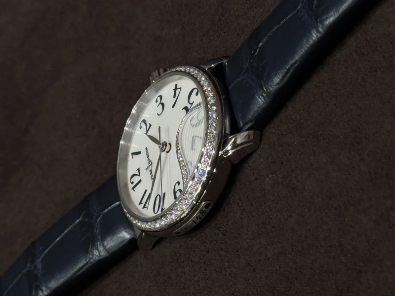 Ulysse Nardin Jade 34 MM 8153-230B/60-03 4