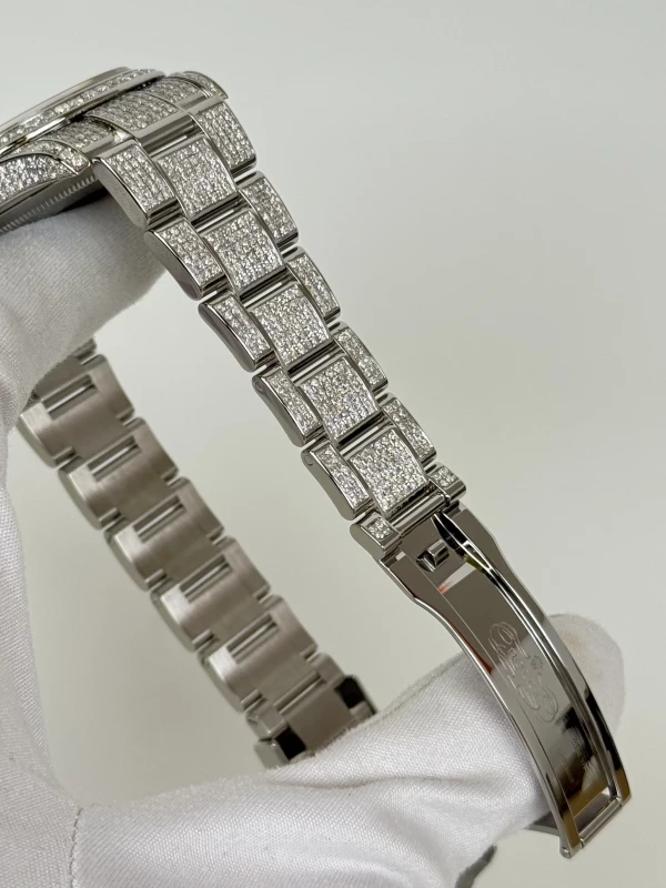 Rolex 41 mm 126300FIX 4