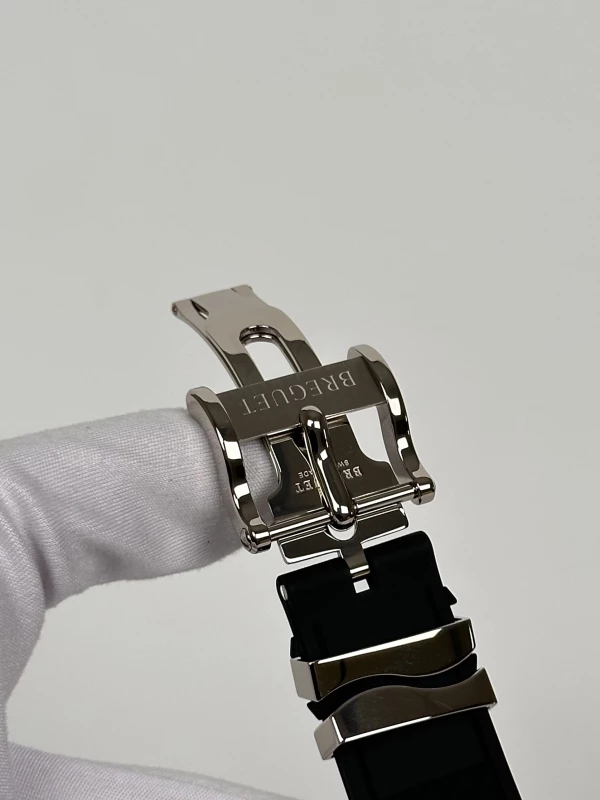 Breguet 5847 Marine Royale 5847BB/92/5ZV 8