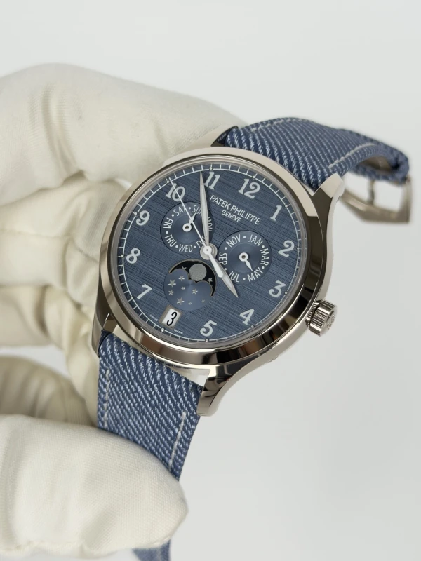 Patek Philippe 4946G-001 4