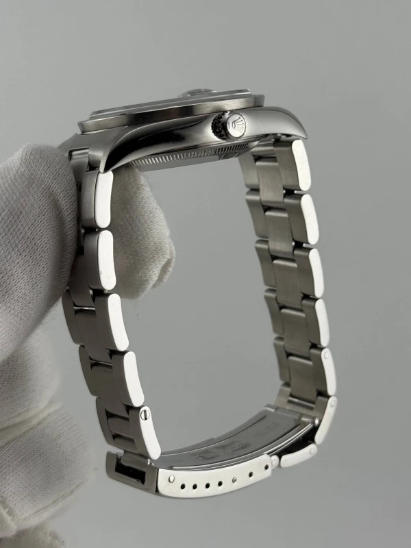 Rolex Date 34 mm steel 15210 7