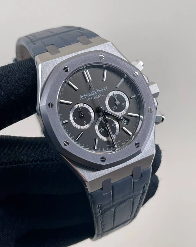 Audemars Piguet Leo Messi Limited Edition Chronograph 26325TS.OO.D005CR.01 3