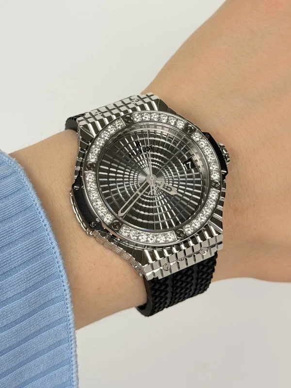 Hublot Caviar Steel Diamonds 346.SX.0870.VR.1204 6