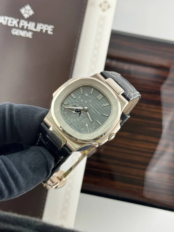 Patek Philippe 5712 5712G-001 5