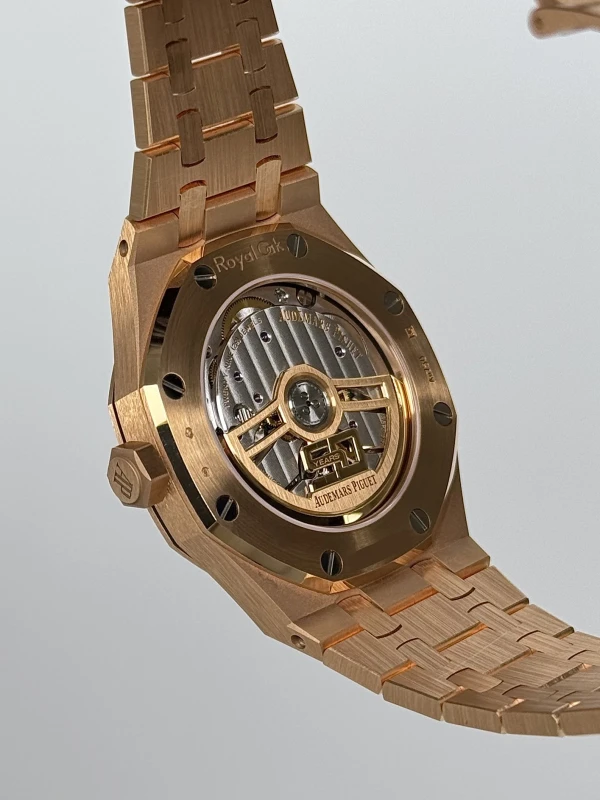 Audemars Piguet Royal Oak Selfwinding 37 mm «50-летний юбилей» 15551OR.ZZ.1356OR.03 9