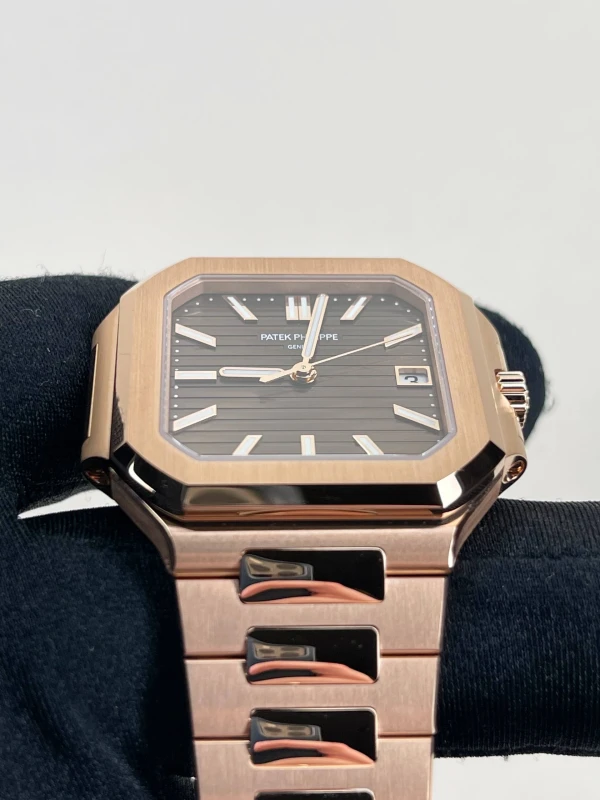 Patek Philippe 7128/1R-001 4