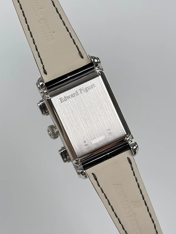 Audemars Piguet Chronograph 25987BC.OO.D002CR.02 9