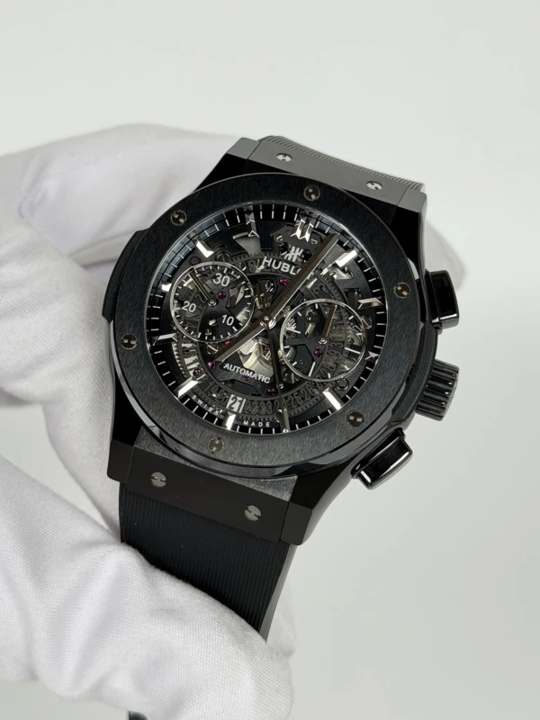 Hublot Black Magic 525.CM.0170.RX 4