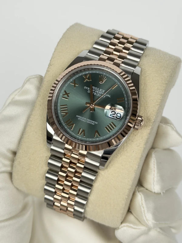 Rolex 36mm Steel and Everose Gold 126231-0051 3