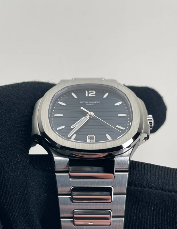 Patek Philippe Lady 7118/1A-001 4