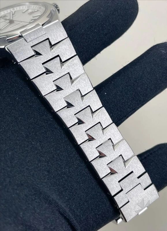 Vacheron Constantin Automatic Large 47040/B01A-9093 7
