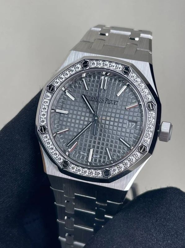 Audemars Piguet Selfwinding 37 mm 15551ST.ZZ.1356ST.06 2