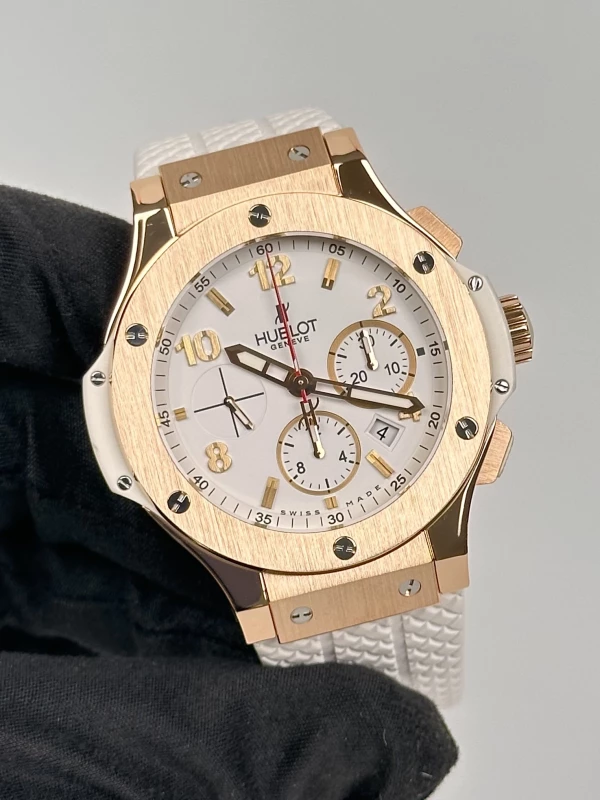 Hublot Red Gold 301.PE.230.RW 3