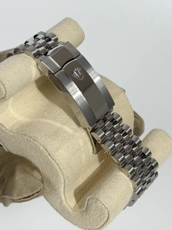 Rolex Datejust 36 mm Steel 126200-0023 4