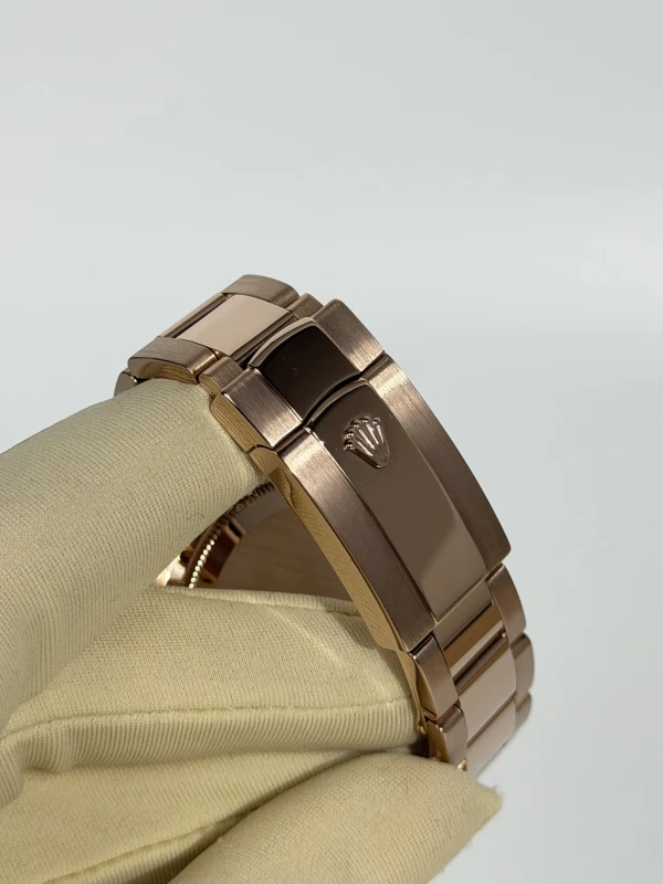 Rolex 42 mm, Everose gold 326935-0007 6