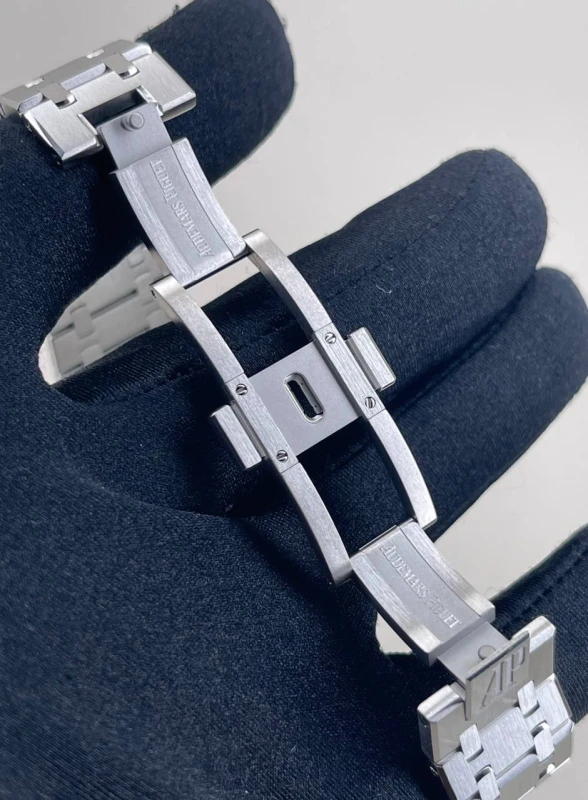 Audemars Piguet "50TH ANNIVERSARY" 41 MM SELFWINDING 15510ST.OO.1320ST.03 6