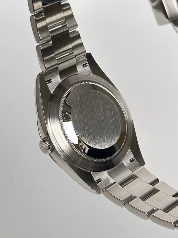Rolex 41 mm, steel and white gold  126334-0001 8