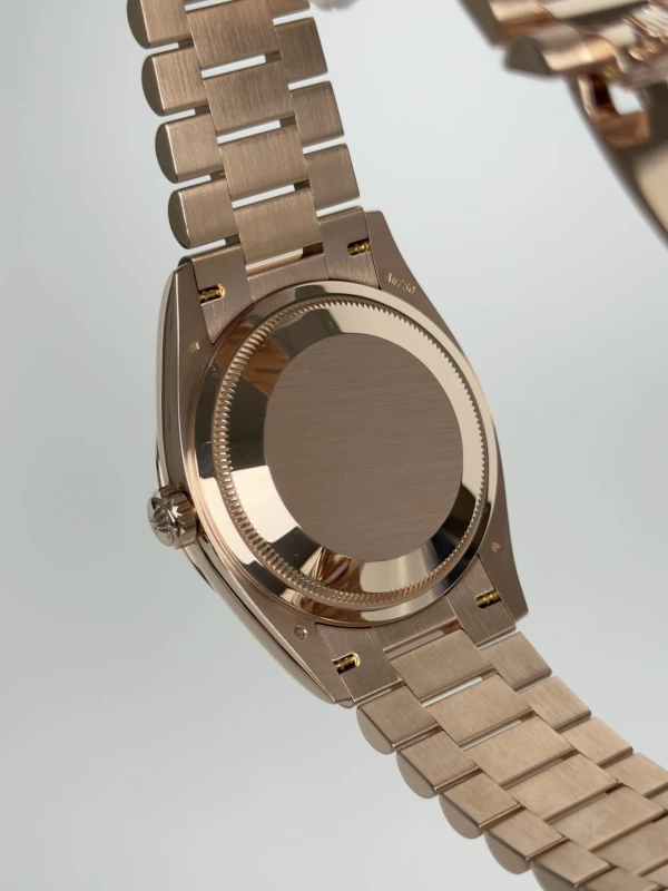 Rolex 36 MM, EVEROSE GOLD 128235-0037 4