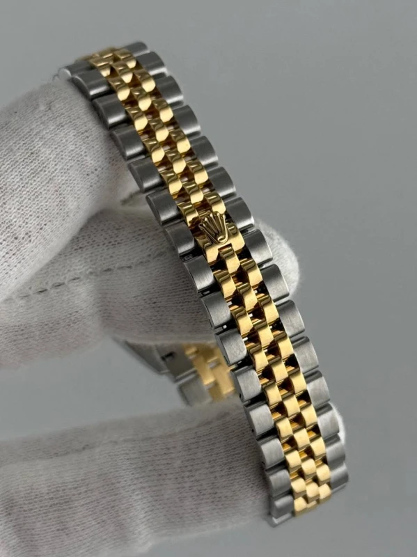 Rolex 28 mm Steel and Yellow Gold 279173-0023 8