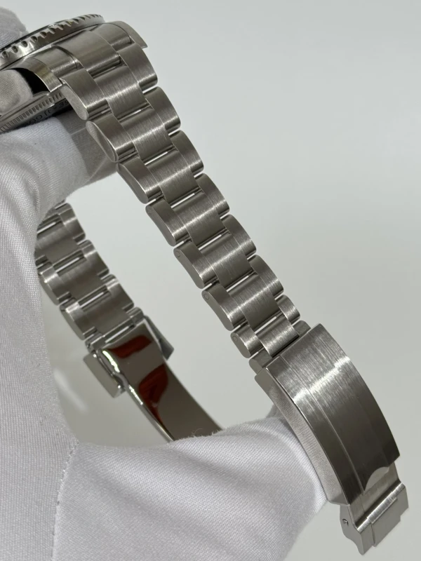 Rolex Deepsea 44mm Steel 136660-0005 3