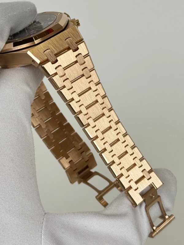 Audemars Piguet Selfwinding Chronograph 41 mm 26240OR.OO.1320OR.08 7