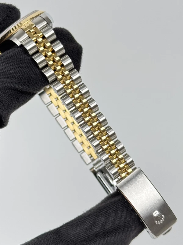Rolex 28 mm Steel and Yellow Gold 79173 3