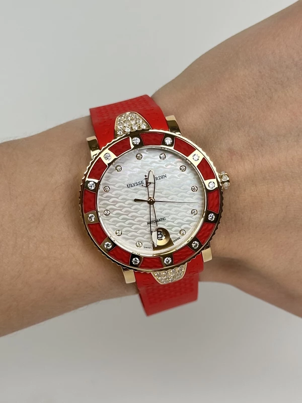 Ulysse Nardin Collection Lady Diver 8106-101E-3C/10.16 9