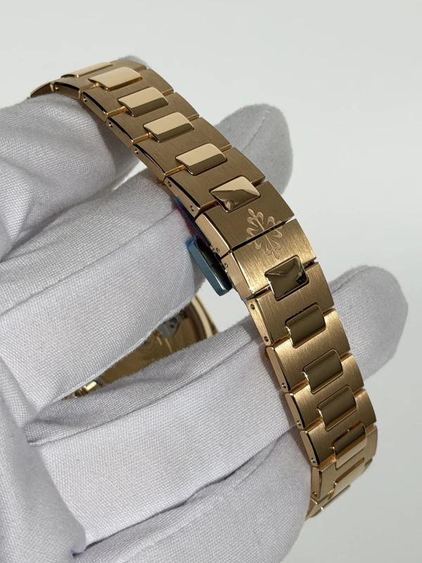 Patek Philippe Lady 7118 7118/1R-010 4