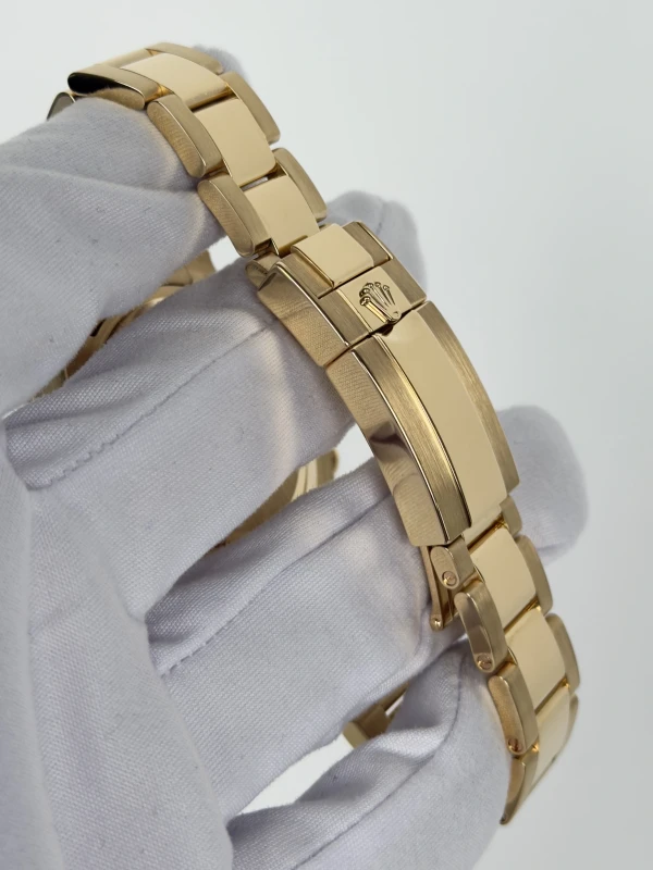 Rolex II 44mm Yellow Gold YACHT-116688-0002 3