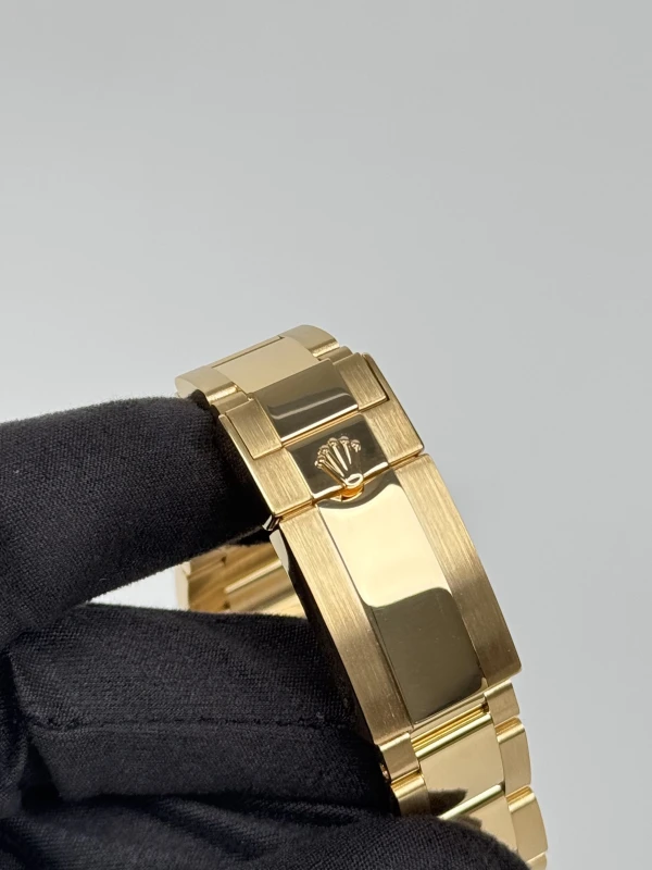 Rolex II 40mm Yellow Gold  116718LN-0001 7