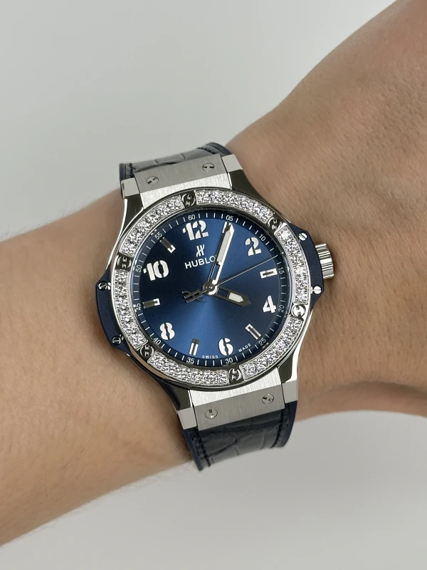 Hublot Bang Steel Blue Diamonds 38mm  361.SX.7170.LR.1204 9