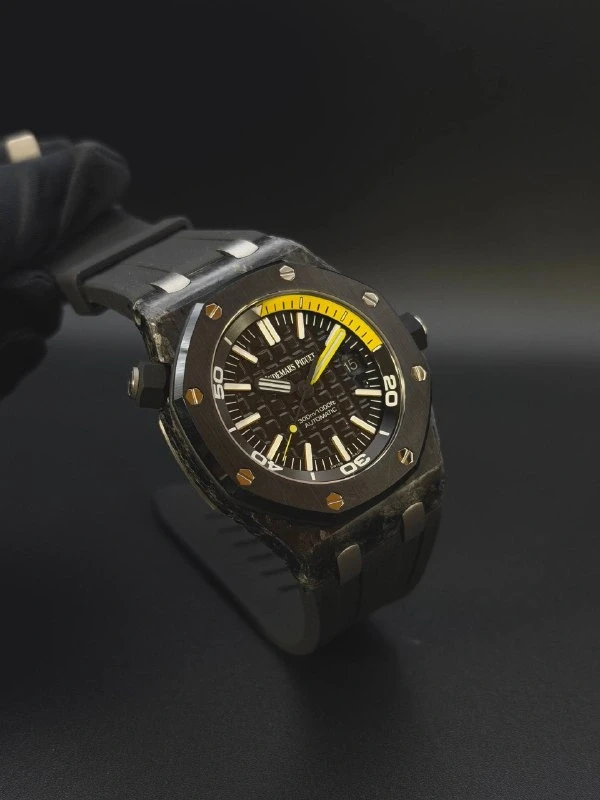 Audemars Piguet Diver  15706AU.00.A002CA.01 2