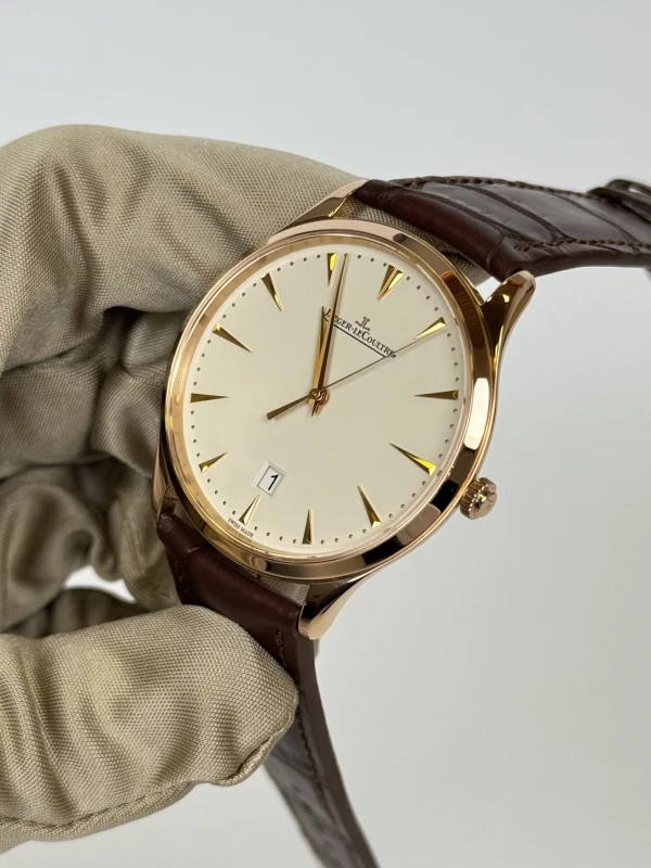 Jaeger LeCoultre Ultra Thin 174.2.37.S 4