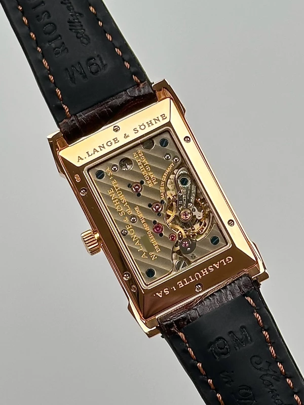 A. Lange & Sohne 107.032 9