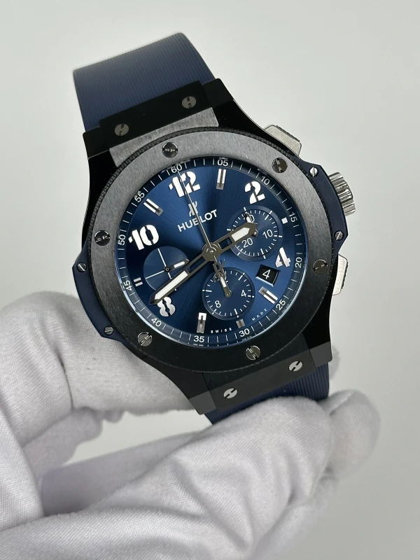 Hublot Ceramic Blue 301.CM.710.RX 3