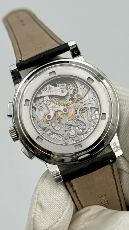 Patek Philippe 5070 5070P-001 9