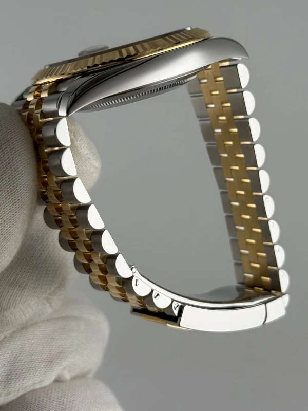 Rolex 41mm Steel and Yellow Gold 126333-0006 7