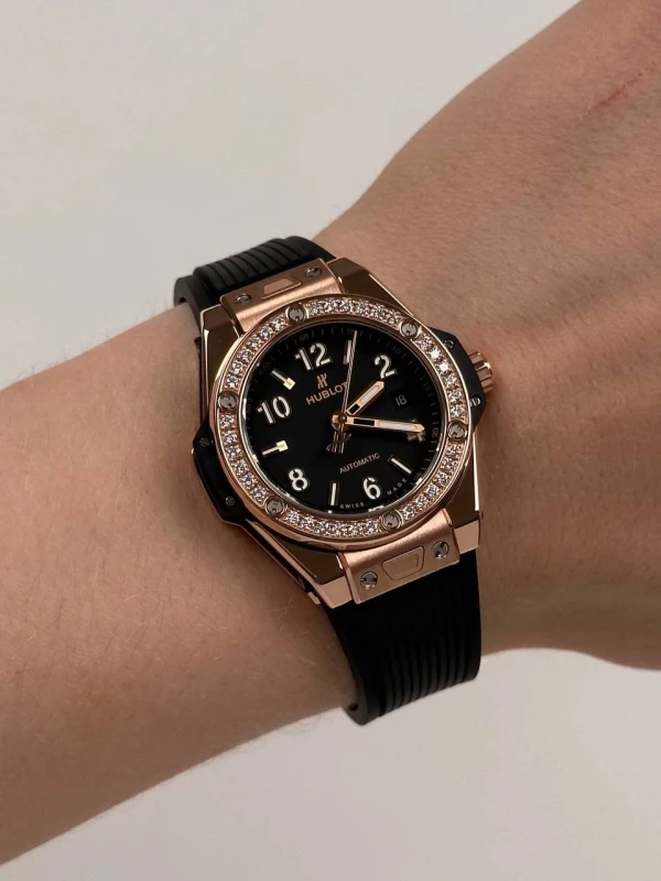 Hublot ONE CLICK KING 485.ox.1180.rx.1204 9
