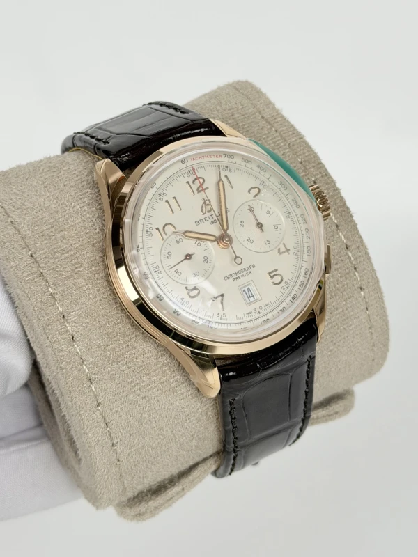 Breitling Chronograph 42 RB145371G1P1 2