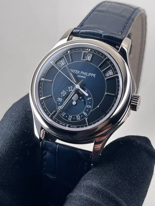 Patek Philippe ANNUAL CALENDAR 5205 5205G-013 2