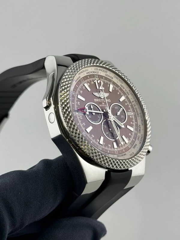 Breitling GMT Chronograph a4736212 5