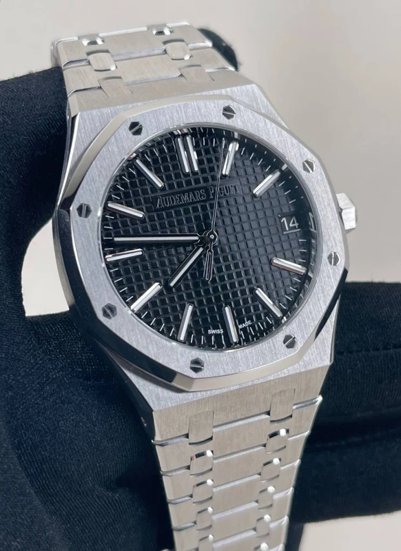 Audemars Piguet Selfwinding 15510ST.OO.1320ST.07 3