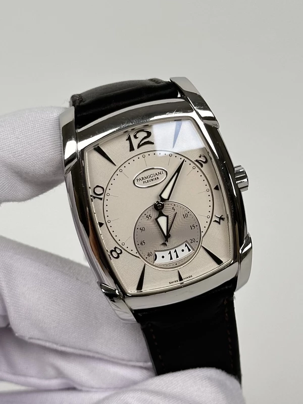 Parmigiani Fleurier Grande PFC124-0000101-HC3042 3