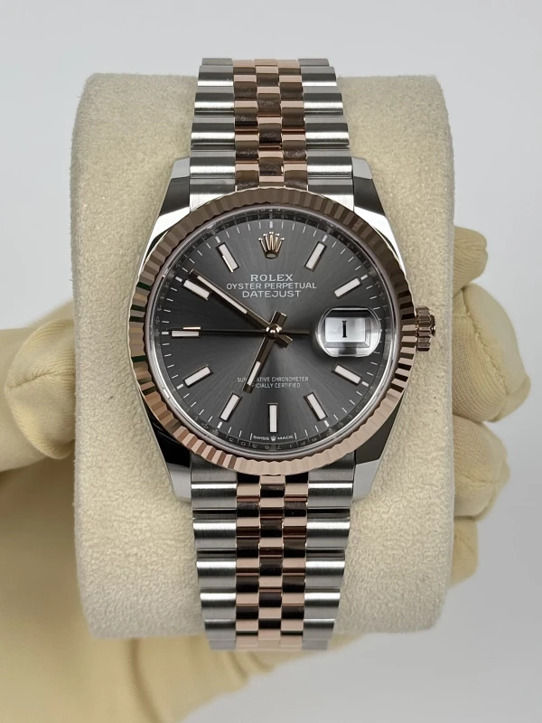 Rolex 36 mm, Oystersteel and Everose gold 126231-0013 2