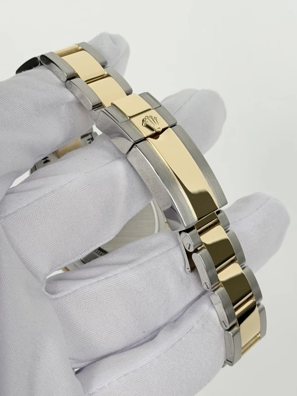Rolex 40mm Steel and Yellow Gold 116503-0003 3