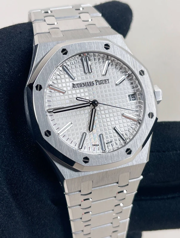 Audemars Piguet Selfwinding 15510ST.OO.1320ST.08 3