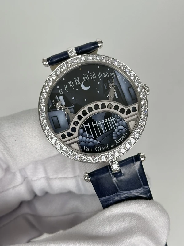 Van Cleef & Arpels Lady Arpels Pont des Amoureux VCARO8TY00 3