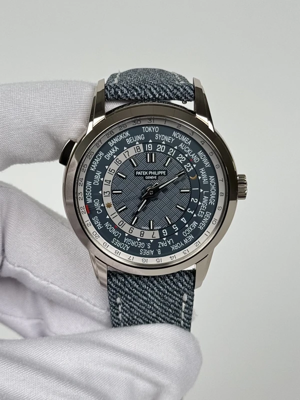 Patek Philippe World Time 5330G 2
